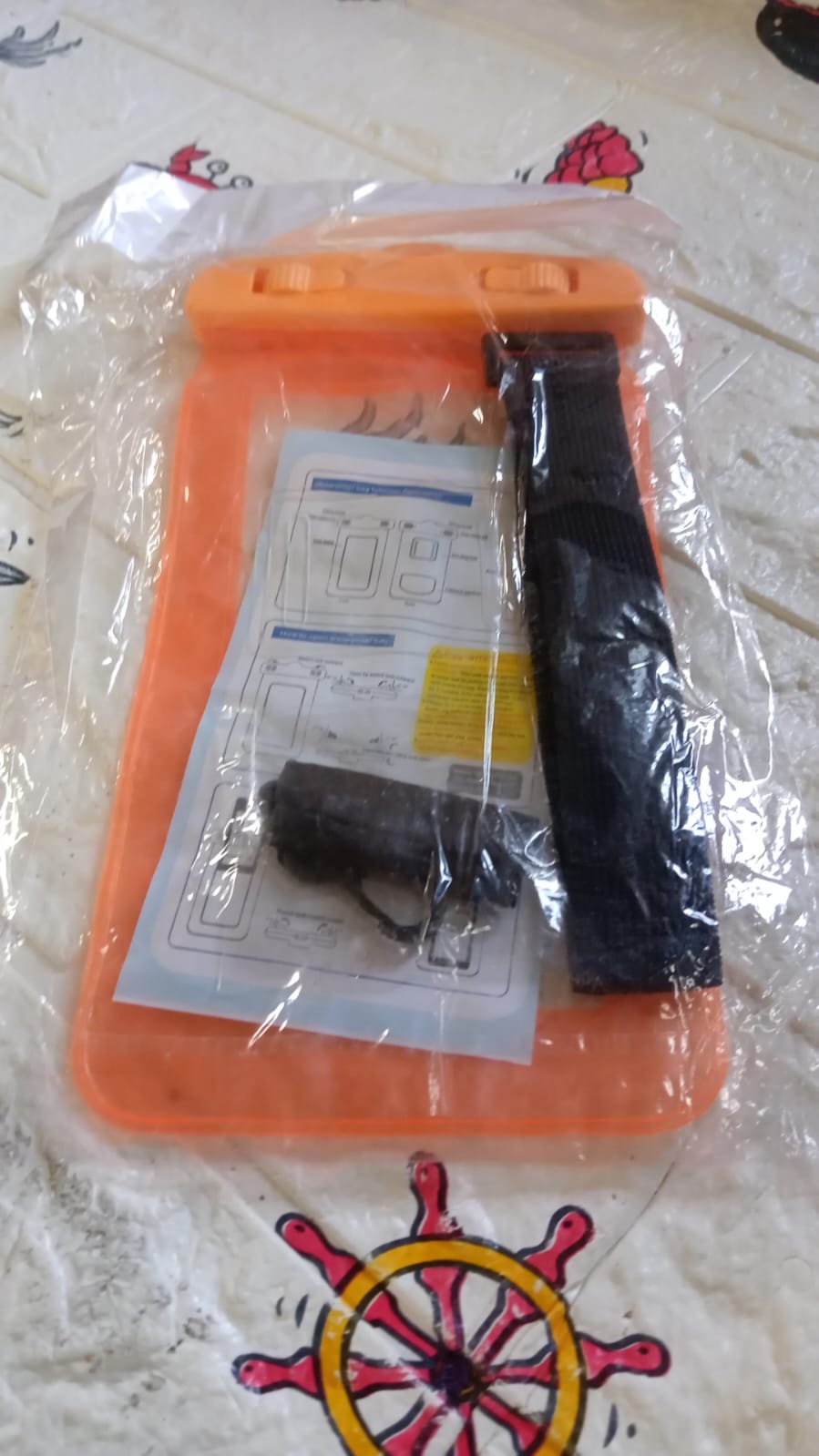 Clear waterproof phone case, ideal for beach and pool use Clear waterproof phone case, ideal for beach and pool use